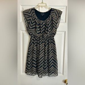 Enfocus Studio Black and Tan Chevron Midi Dress